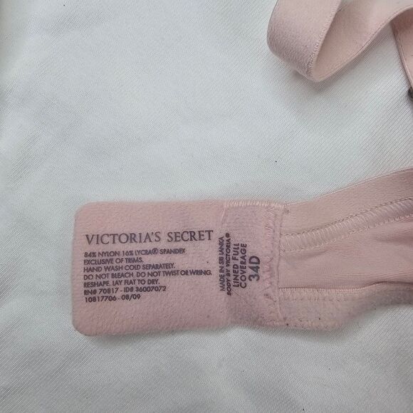 Victoria's Secret body by Victoria lined full coverage 34D - Picture 4 of 6